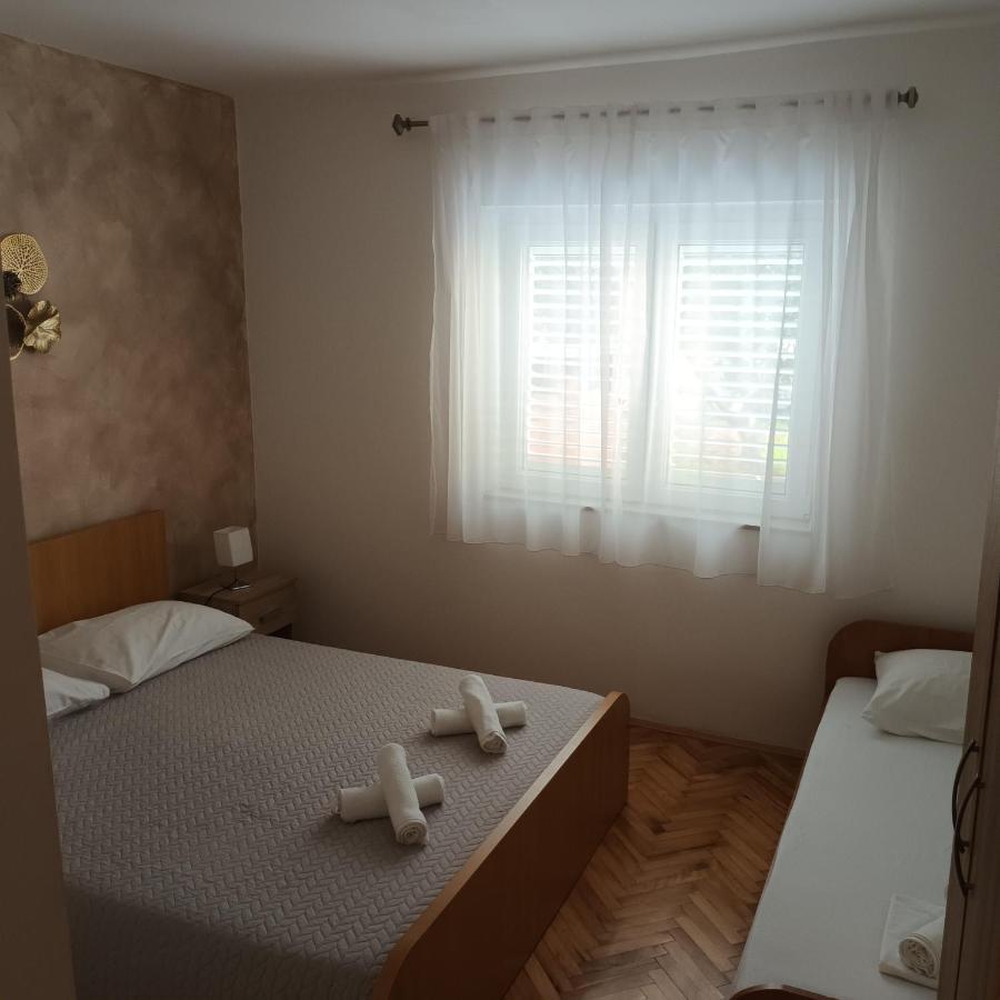 Apartments Monika Omiš Eksteriør billede