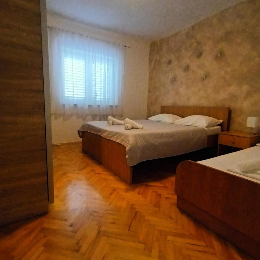 Apartments Monika Omiš Eksteriør billede